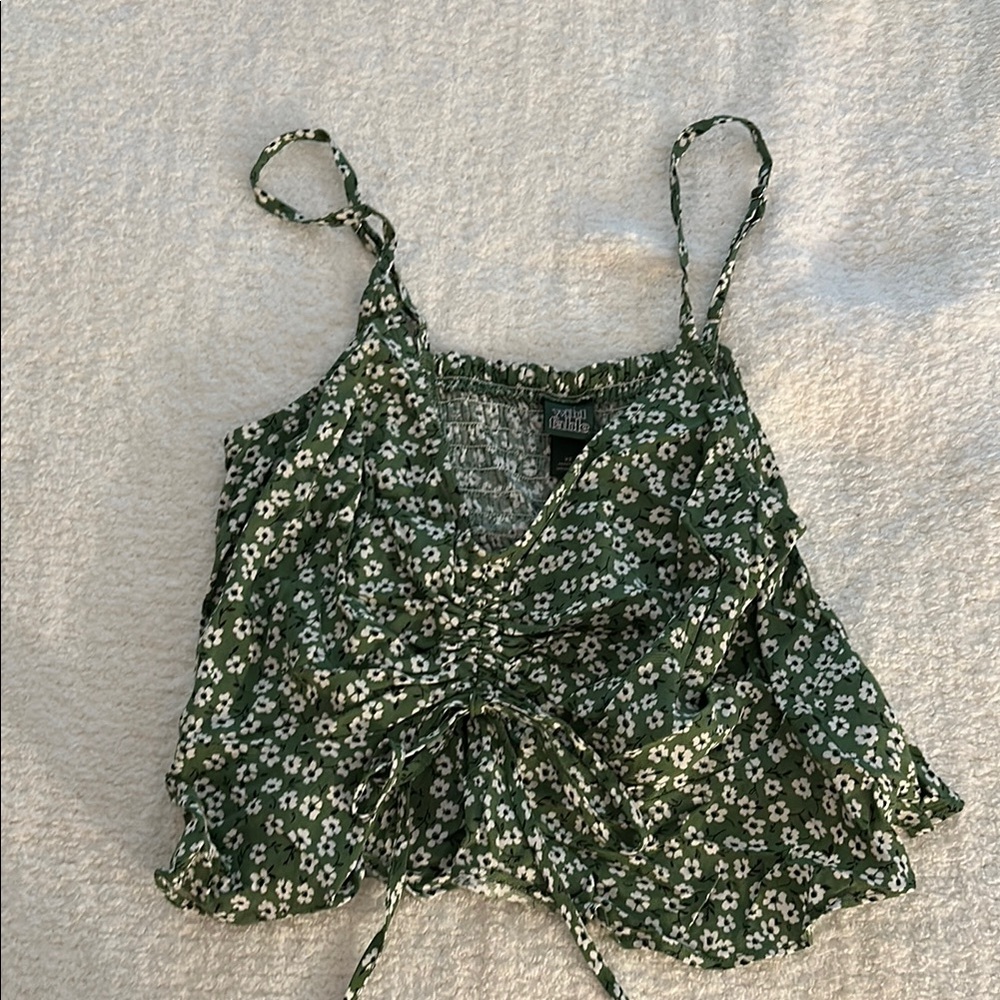 Wild Fable Floral Green Women's Top